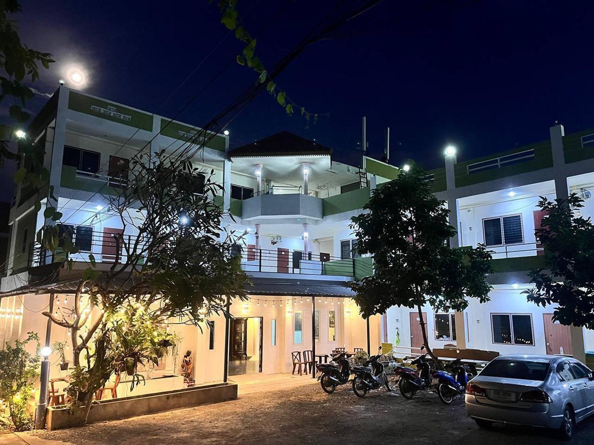 The 99 Inn Hotel Pak Chong Exteriér fotografie